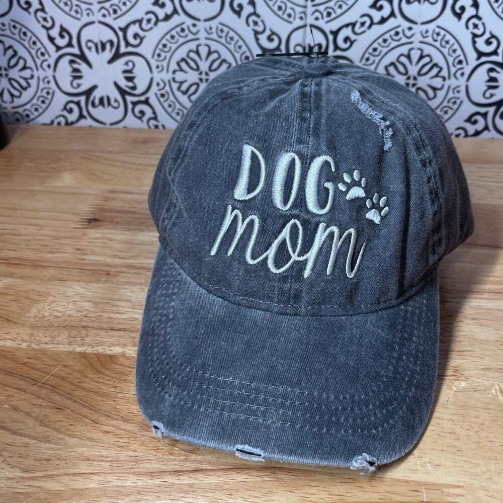 Women's Hat "Dog Mom."  Blue Jean Material NEW!